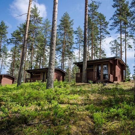 Ahvenlampi Camping Hotel Saarijärvi Esterno foto