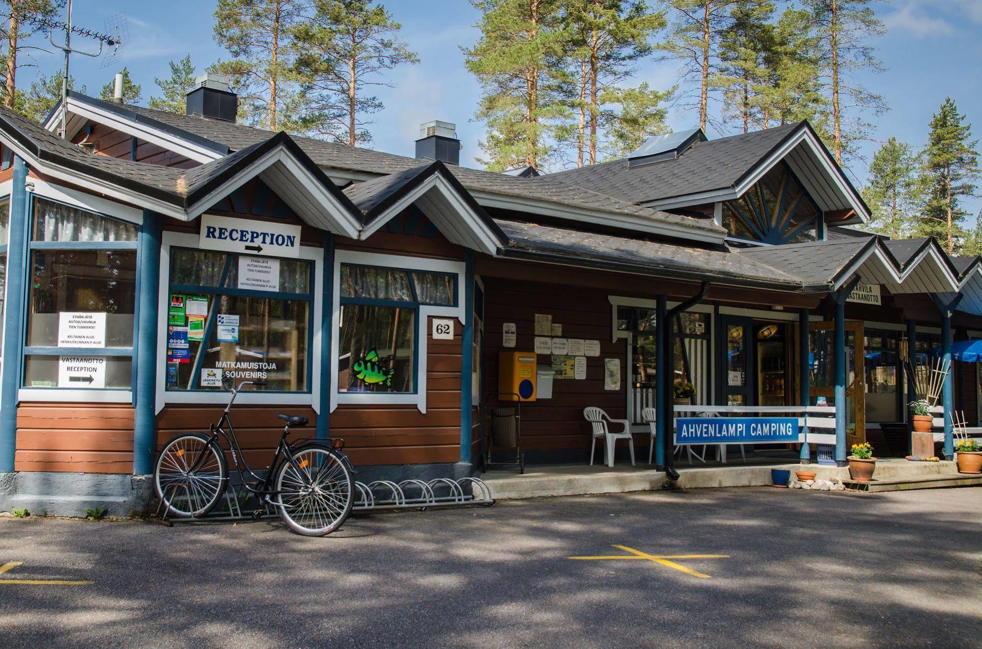 Ahvenlampi Camping Hotel Saarijärvi Esterno foto